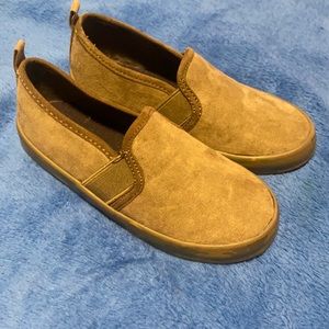 Old navy size 9 toddler slide on shoes army green